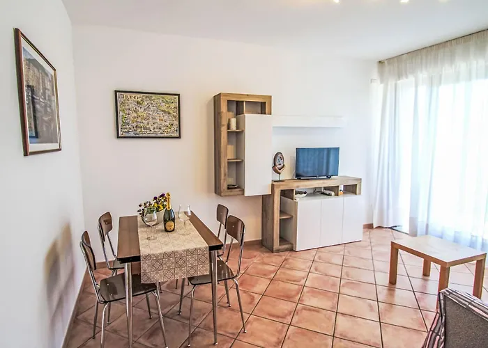 Euroville-9 By Interhome Apartamento Germignaga